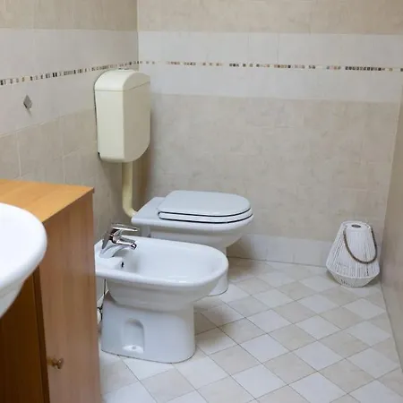 Duomo Διαμέρισμα Tortona